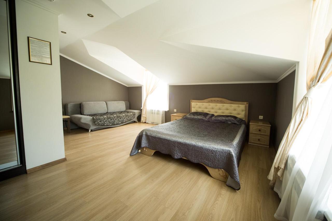 Kolyada Hotel Burlača Balka Exteriér fotografie